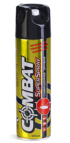 Combat Superspray aerosol je zelo enostaven za uporabo